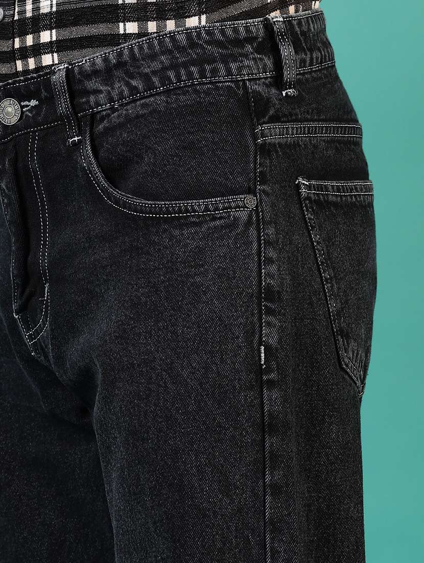 Men Mid Rise Plain Straight Fit Jeans