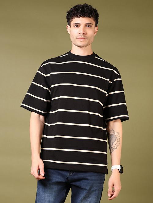 men short sleeves striped t-shirt - 21718129 -  Standard Image - 0