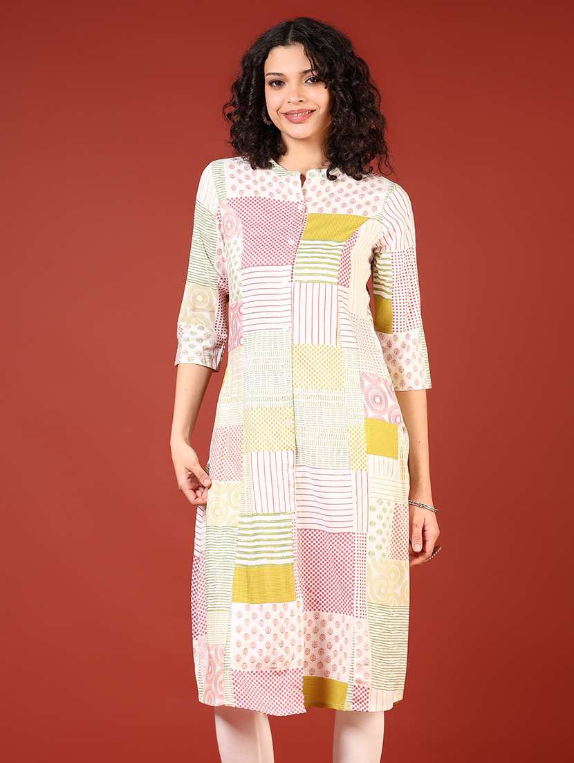 women three quarter sleeve straight kurta