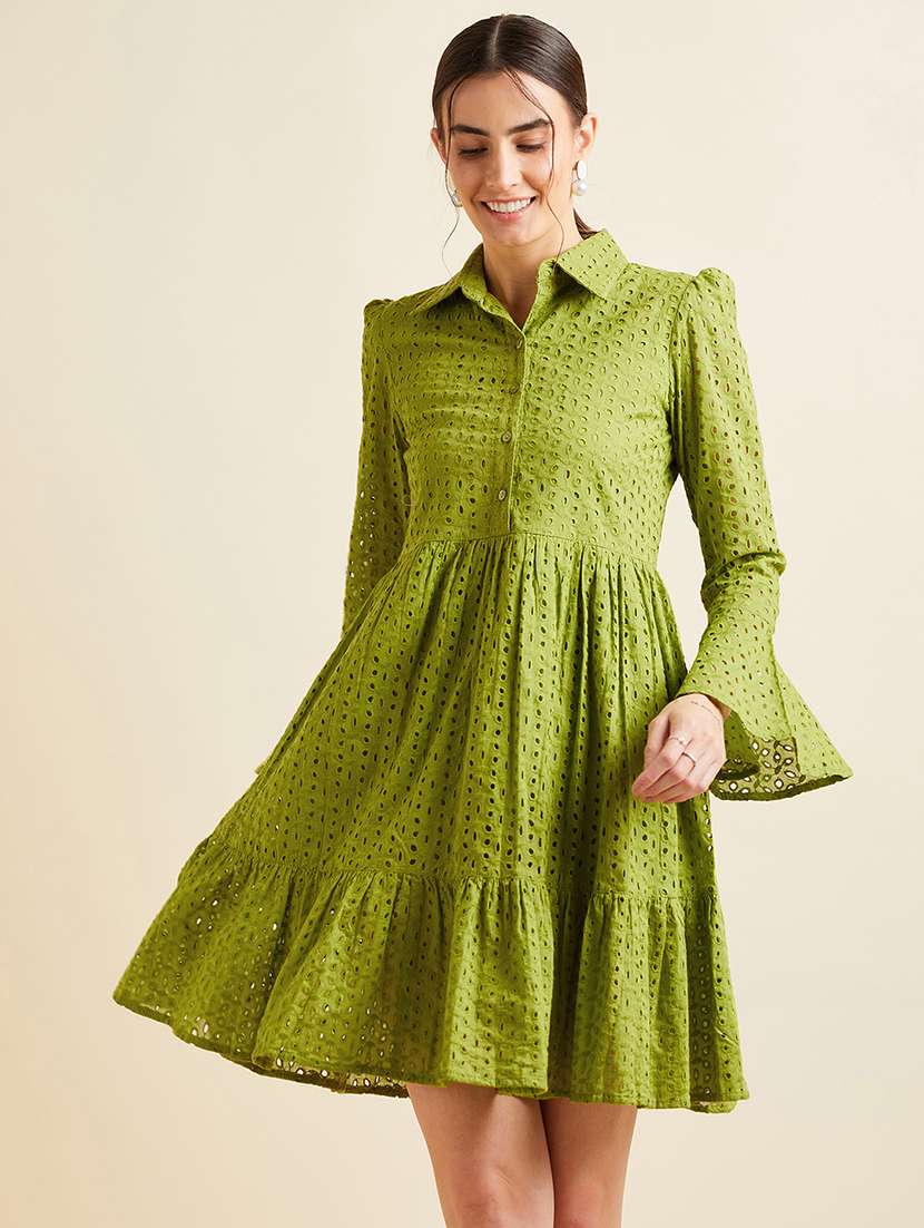 women solid collared bell sleeves tiered dress