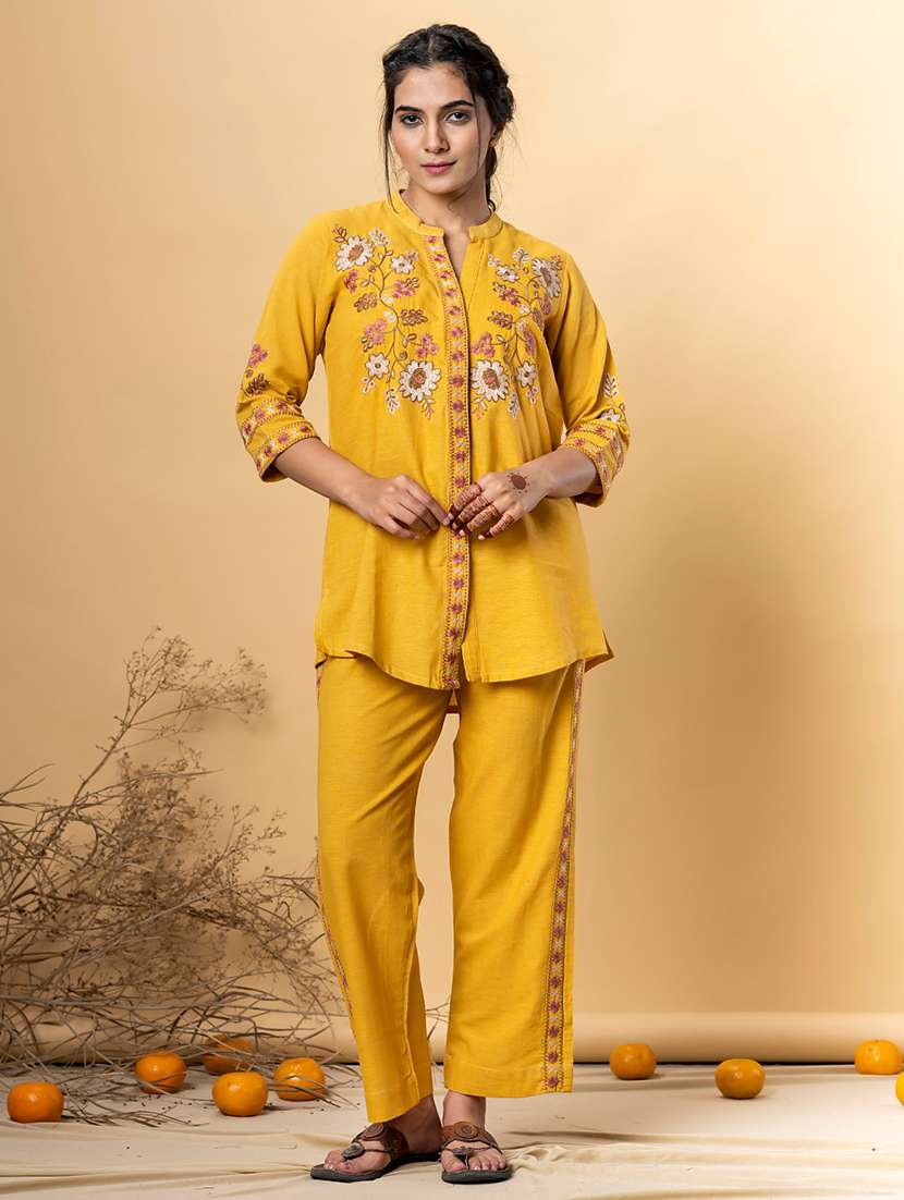 women embroidered mandarin neck co-ord sets