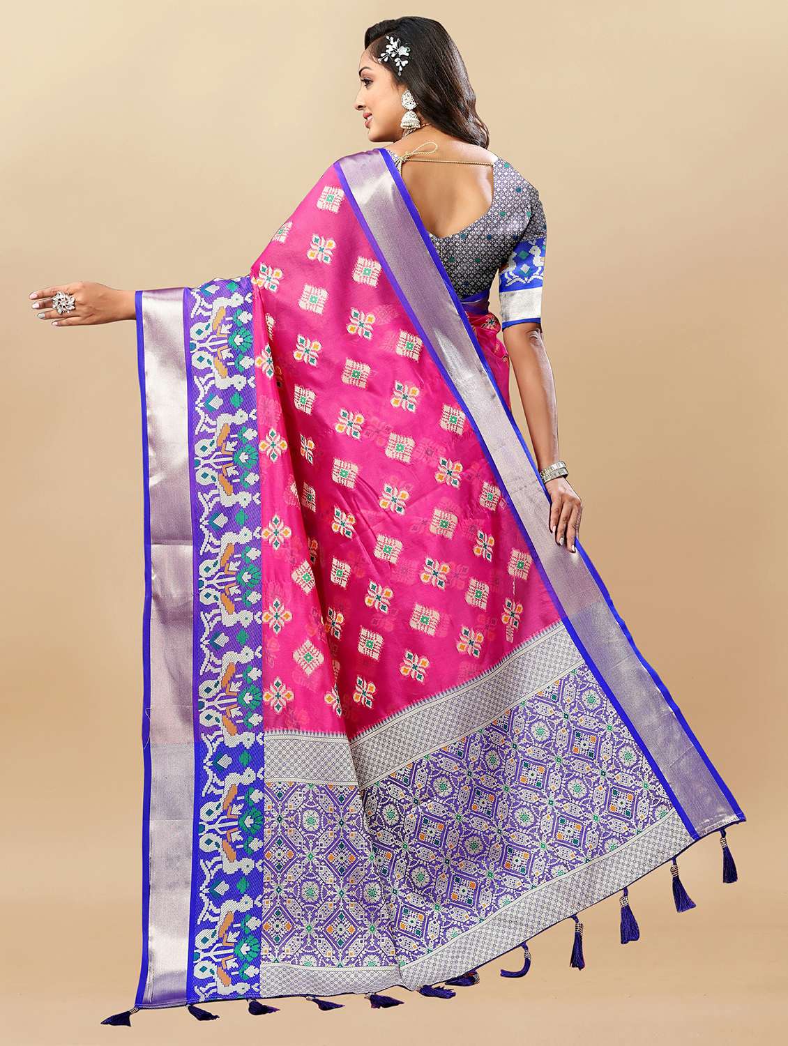 women self design banarasi saree with blouse - 21720772 - Standard Image - 2