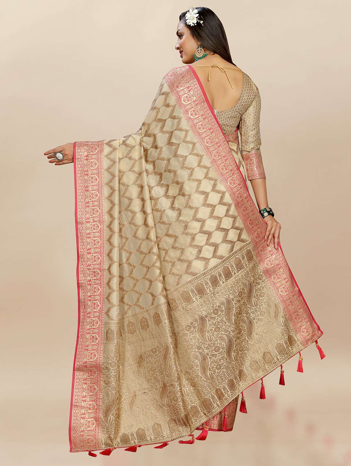 women self design banarasi silk saree with blouse - 21720788 -  Standard Image - 2