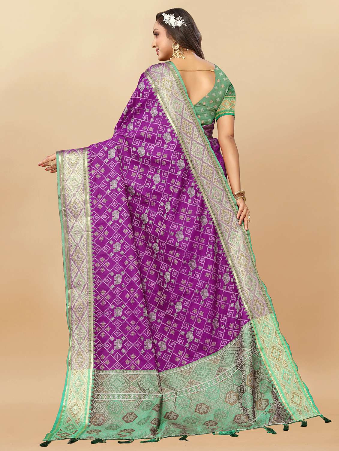 women self design banarasi silk saree with blouse - 21720832 - Standard Image - 2