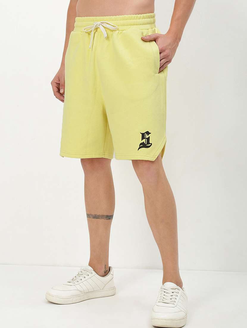 men mid rise placement print shorts - 21721340 -  Standard Image - 2