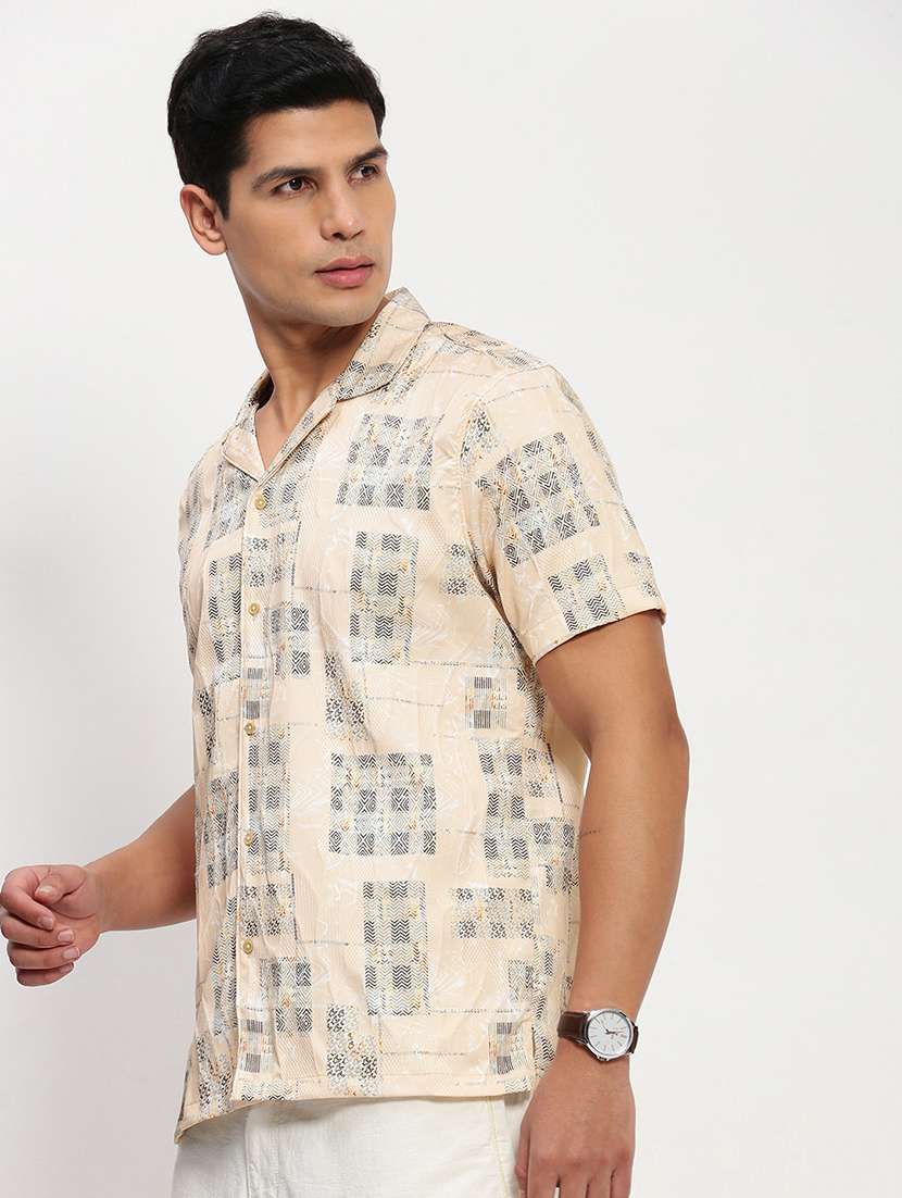 men short sleeves printed casual shirt - 21721528 -  Standard Image - 2