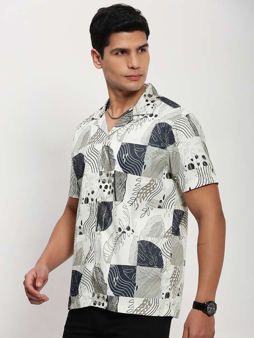 men short sleeves printed casual shirt - 21721533 -  Standard Image - 2