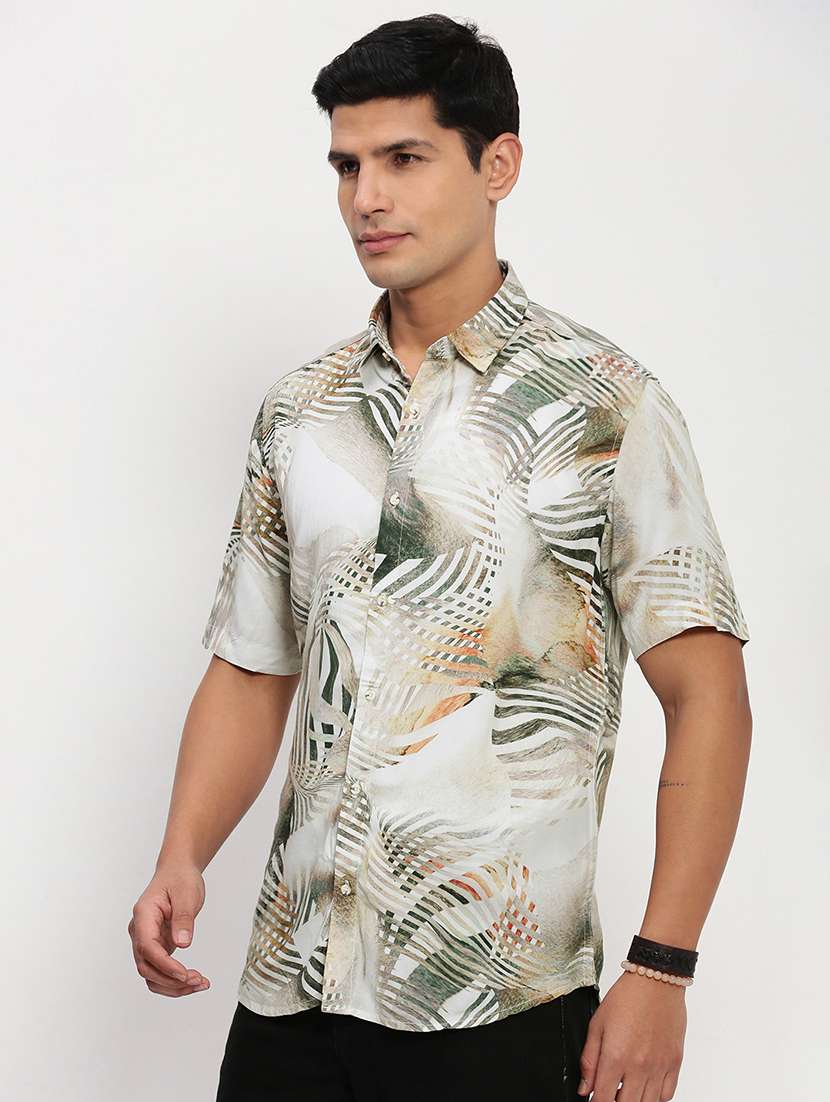 men short sleeves printed casual shirt - 21721534 -  Standard Image - 2