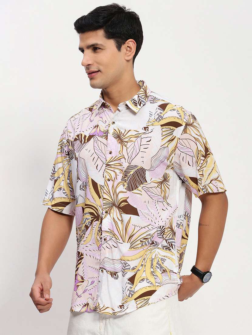 men short sleeves printed casual shirt - 21721537 -  Standard Image - 2