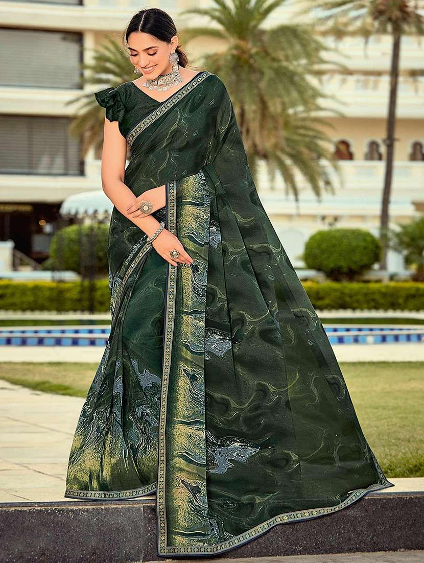 women printed casual wear saree with blouse