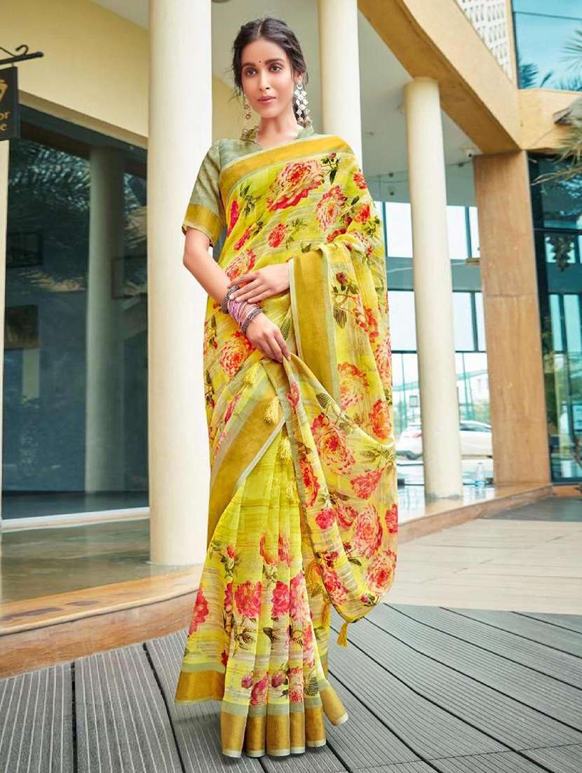 women floral printed bordered saree with blouse