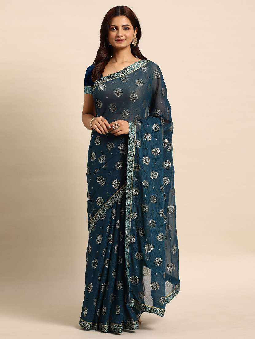 women printed bordered saree with blouse