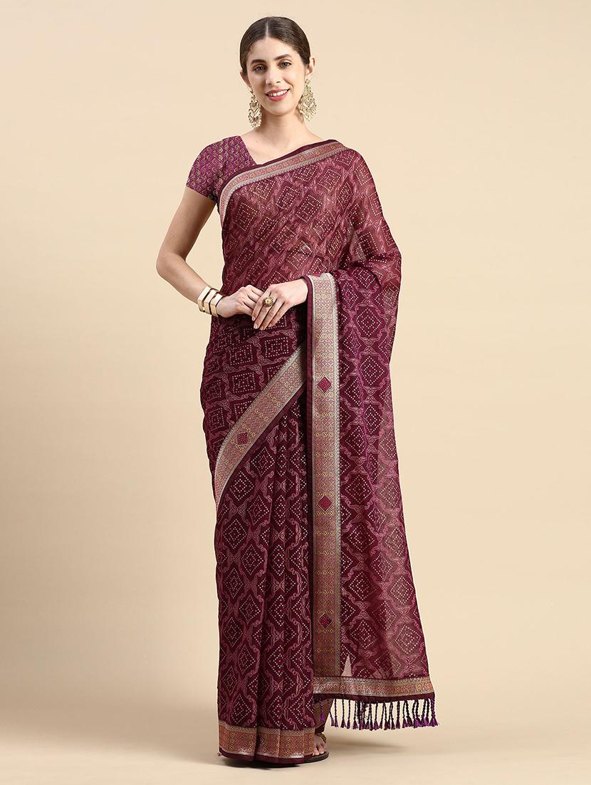 women printed casual wear saree with blouse - 21723314 - Zoom Image - 0