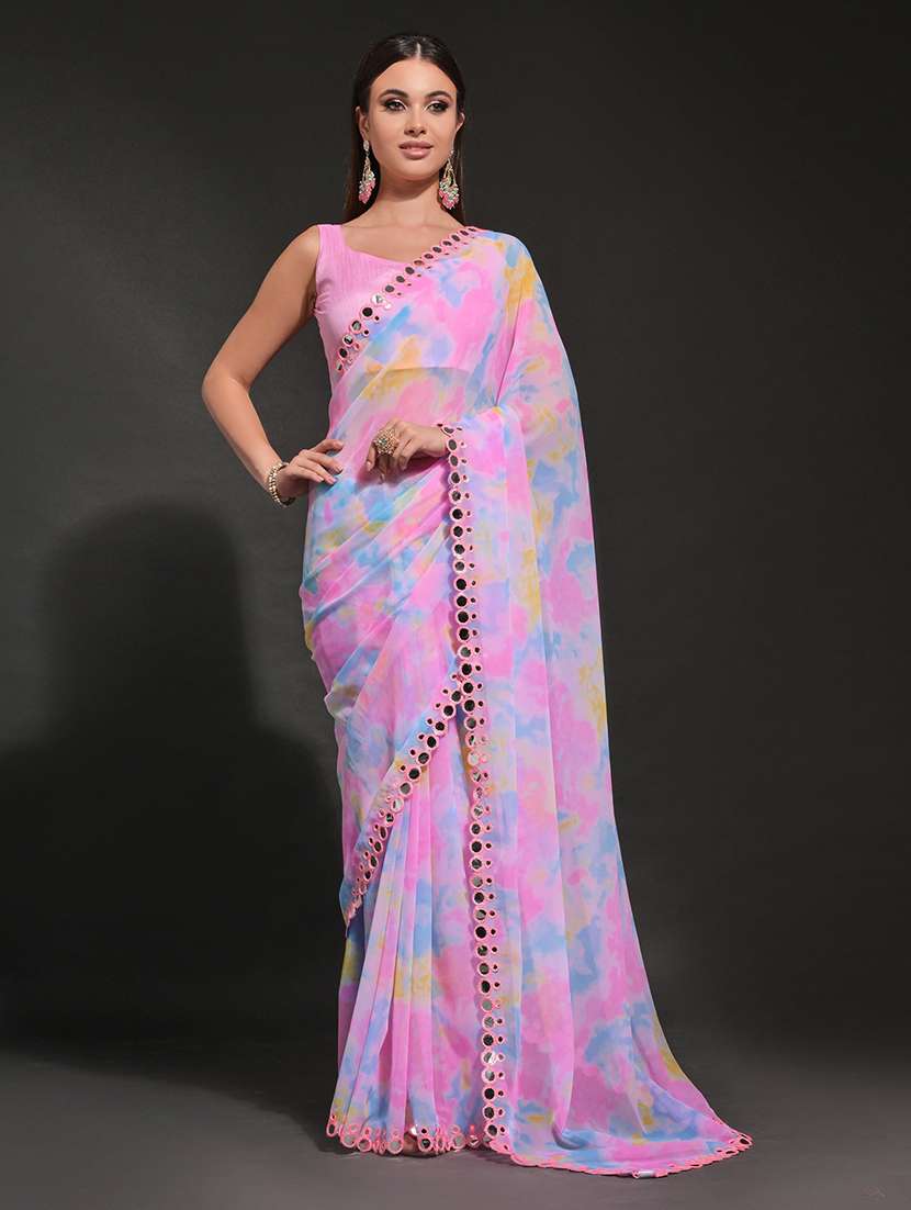 women printed bordered saree with blouse