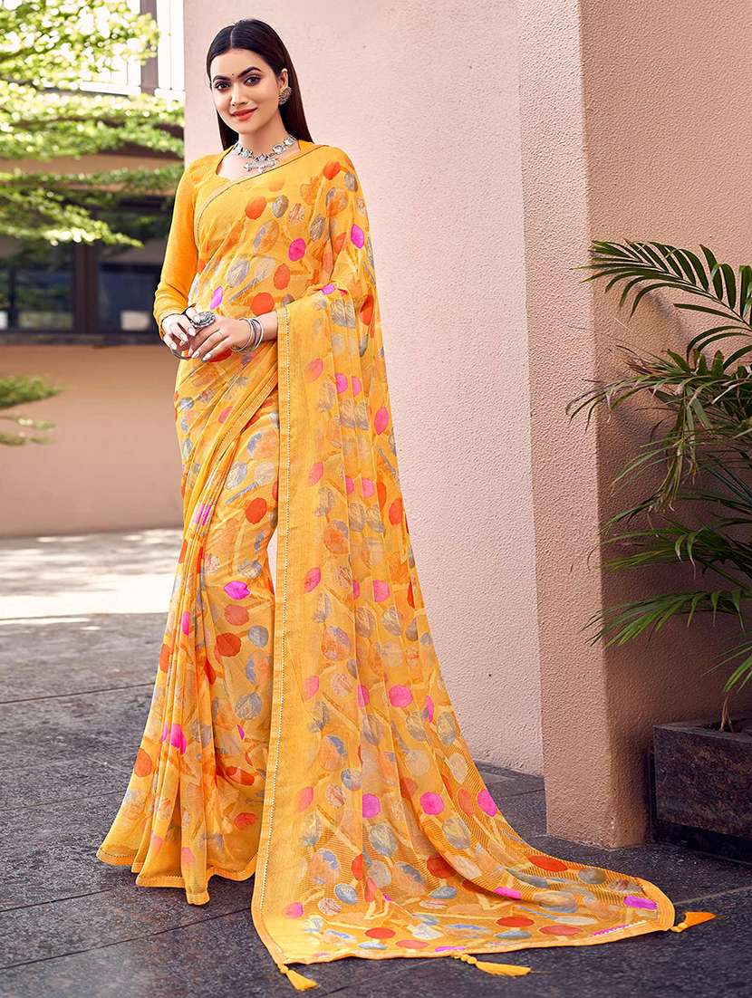women printed casual wear saree with blouse