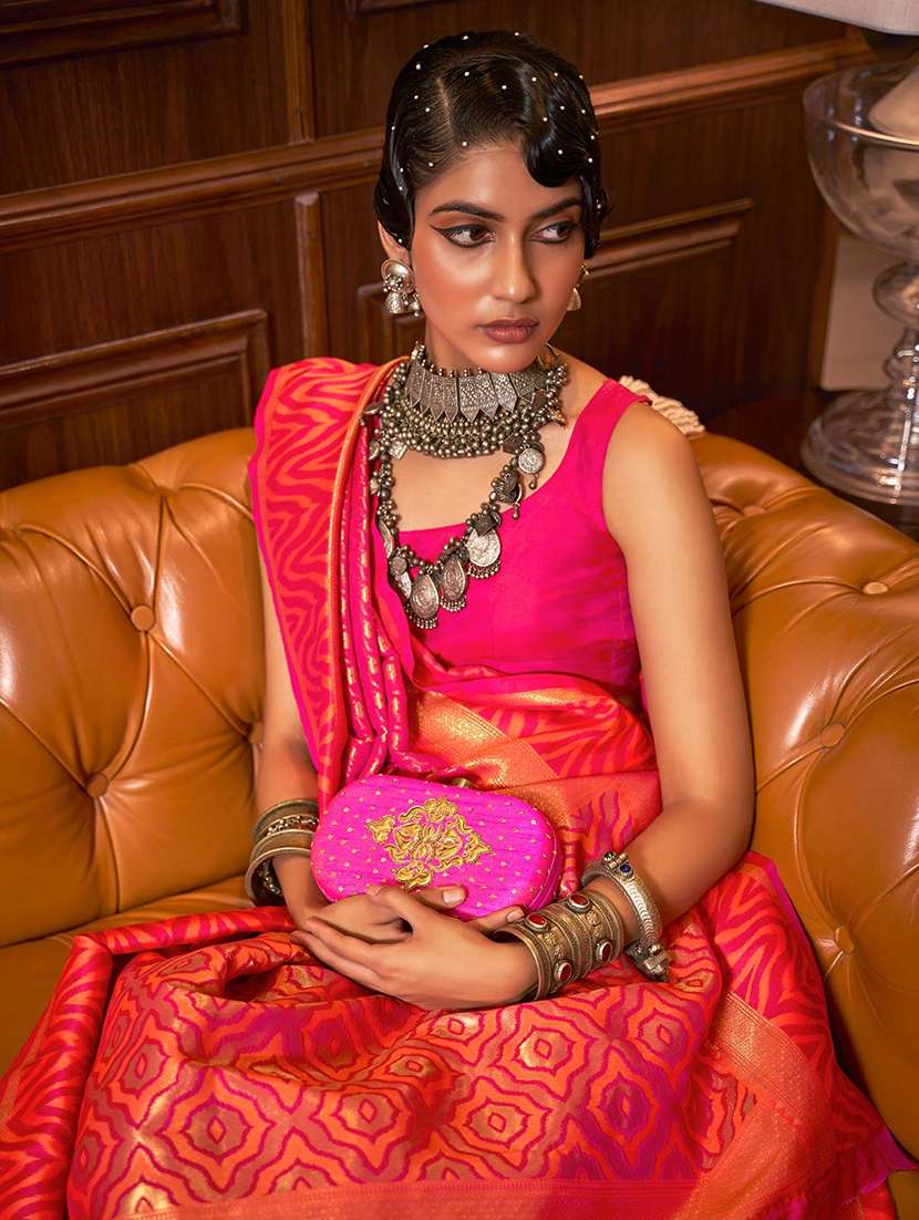 women self design banarasi saree with blouse - 21723845 -  Standard Image - 2