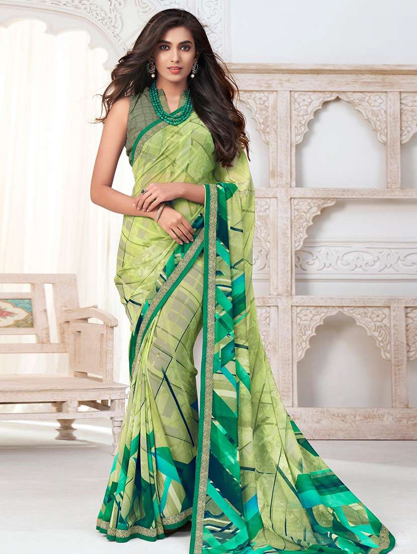 women printed bordered saree with blouse