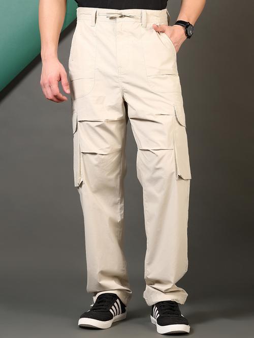 men solid mid rise cargo - 21724115 - Standard Image - 0