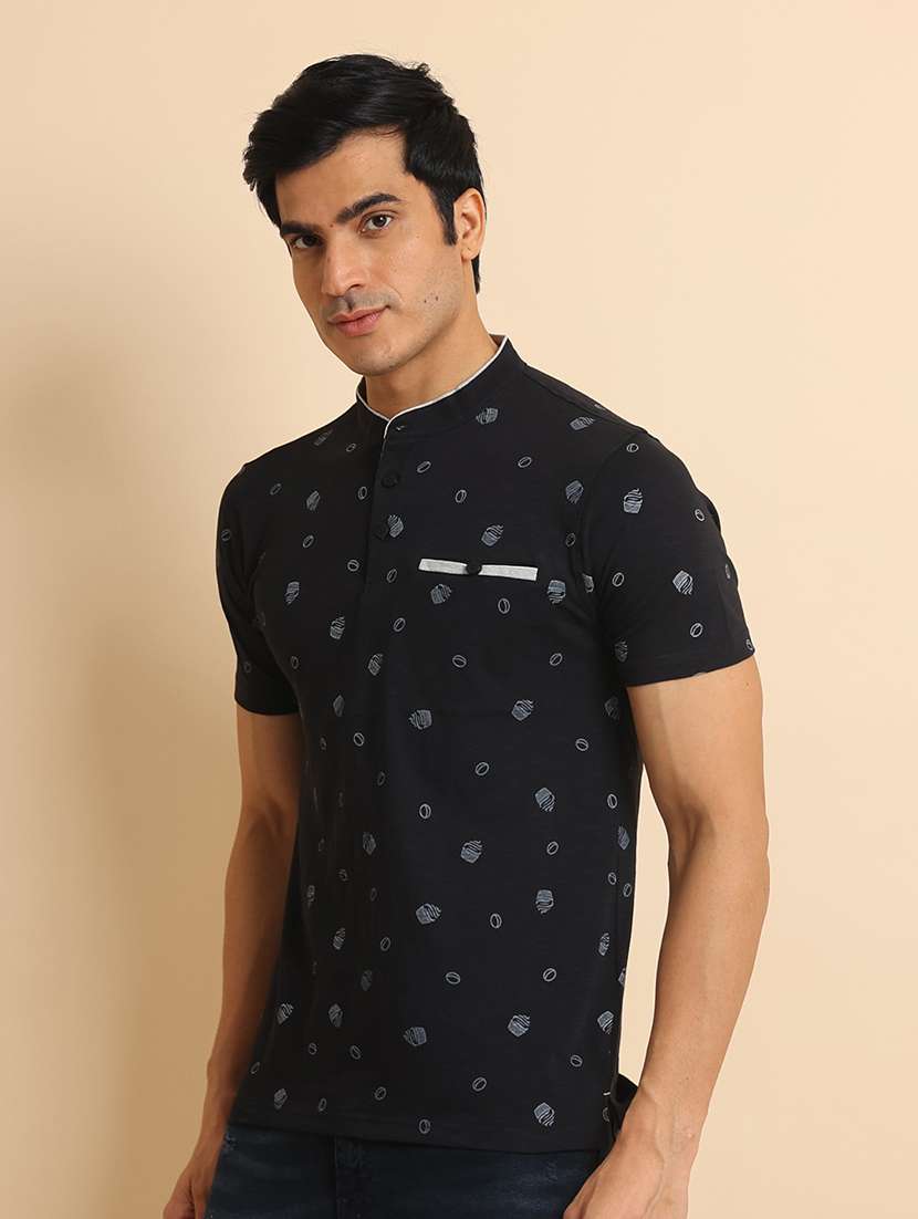 men short sleeves printed t-shirt - 21724595 -  Standard Image - 2