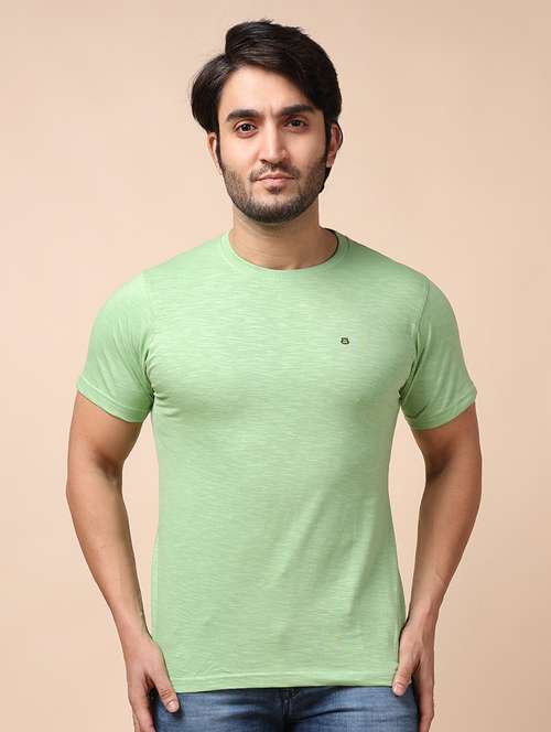 men short sleeves plain t-shirt - 21724737 -  Standard Image - 0