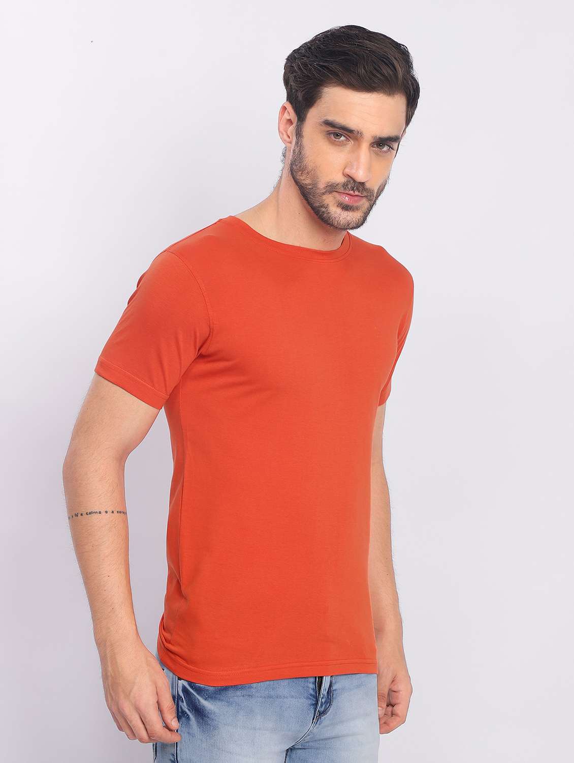 men short sleeves plain t-shirt - 21724828 -  Standard Image - 2