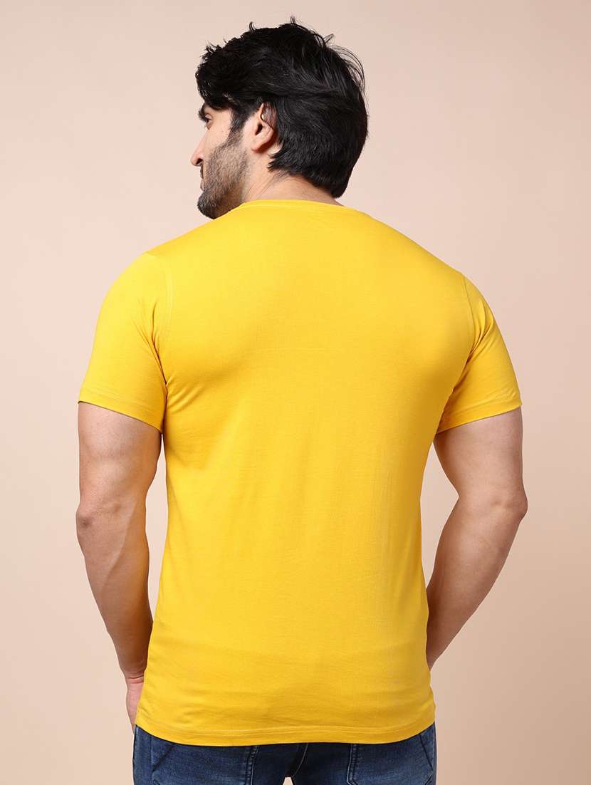 men short sleeves plain t-shirt - 21724874 -  Standard Image - 2