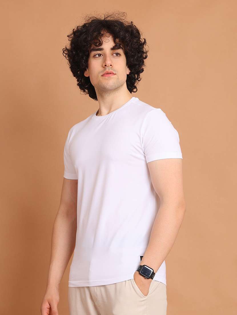 men short sleeves plain t-shirt - 21724921 -  Standard Image - 2