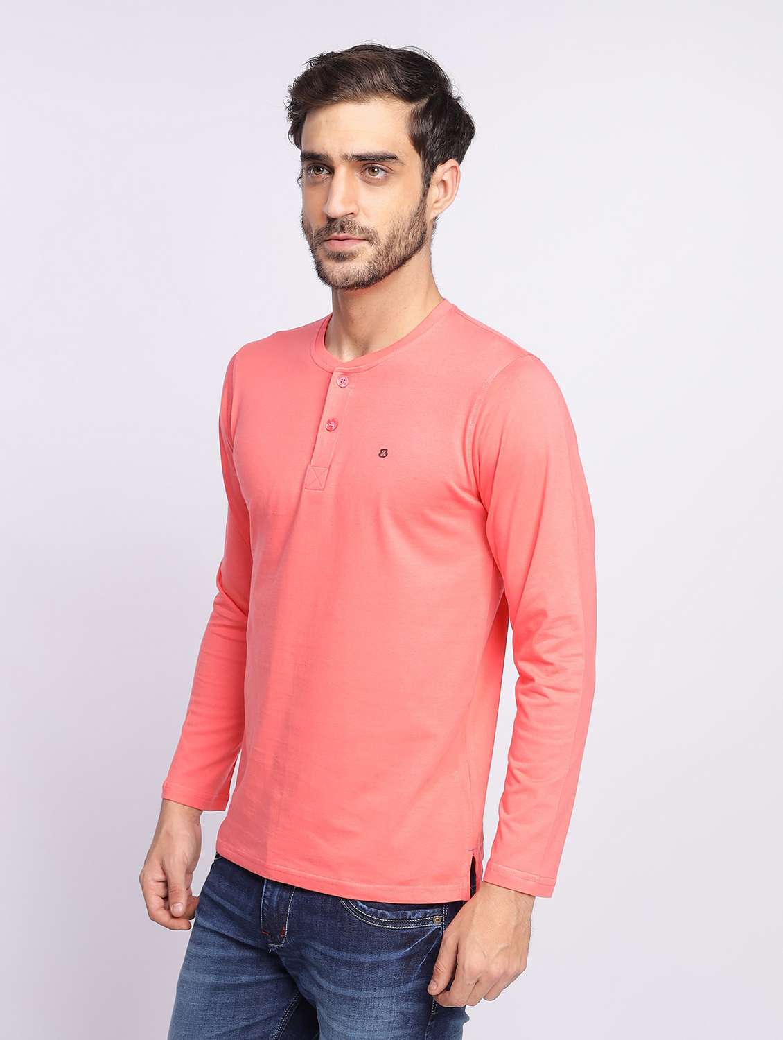 men long sleeves plain t-shirt - 21724965 -  Standard Image - 2