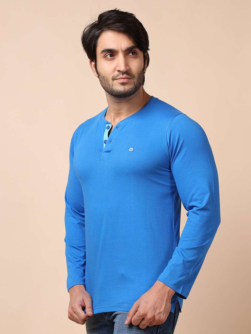 men long sleeves plain t-shirt - 21724988 - Standard Image - 2