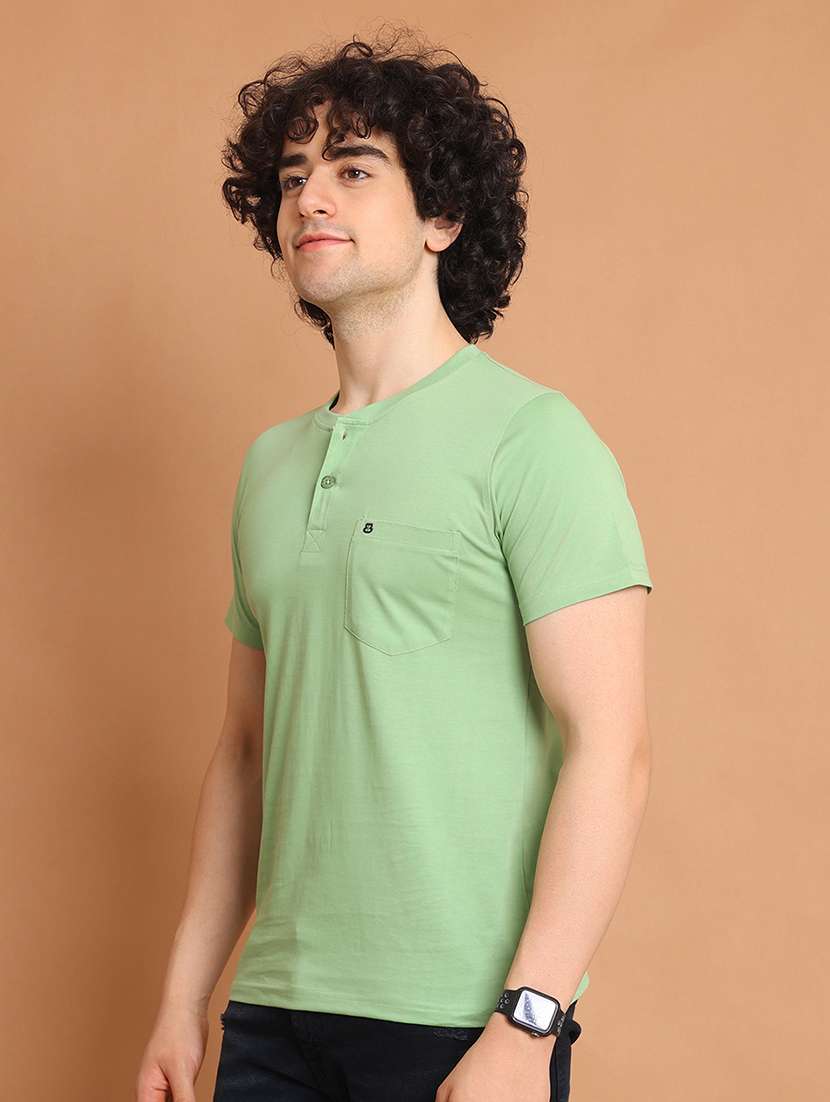 men short sleeves plain t-shirt - 21725044 -  Standard Image - 2
