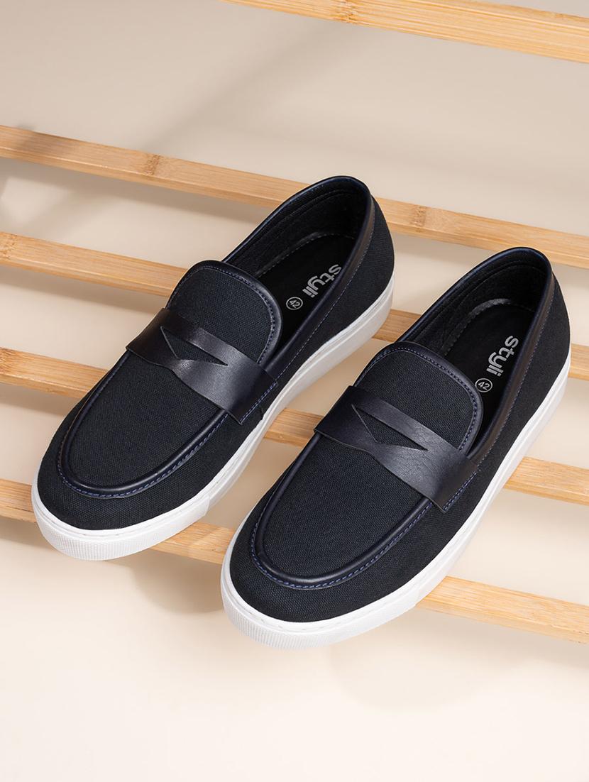 men solid slip on loafer - 21725242 -  Zoom Image - 0