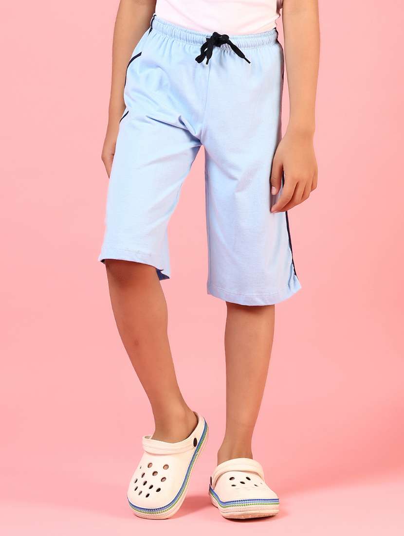 boys light blue taped mid rise three-fourth shorts