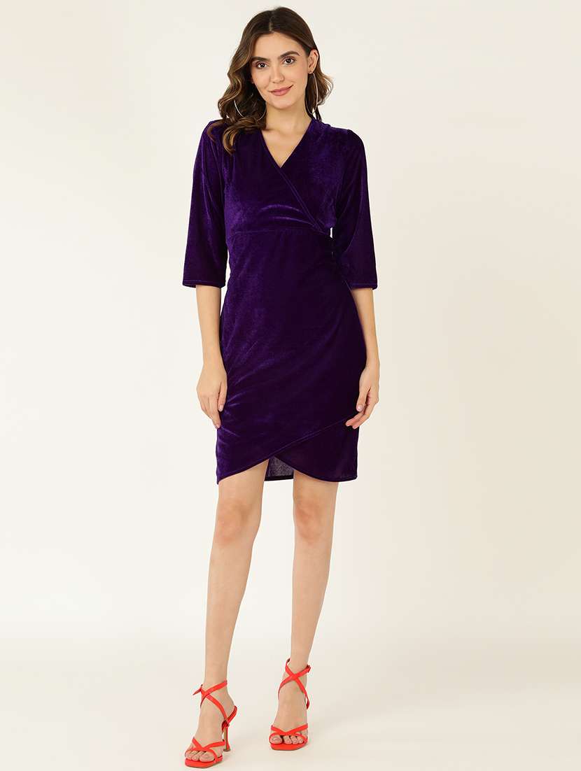 women solid three quarter sleeves bodycon dress