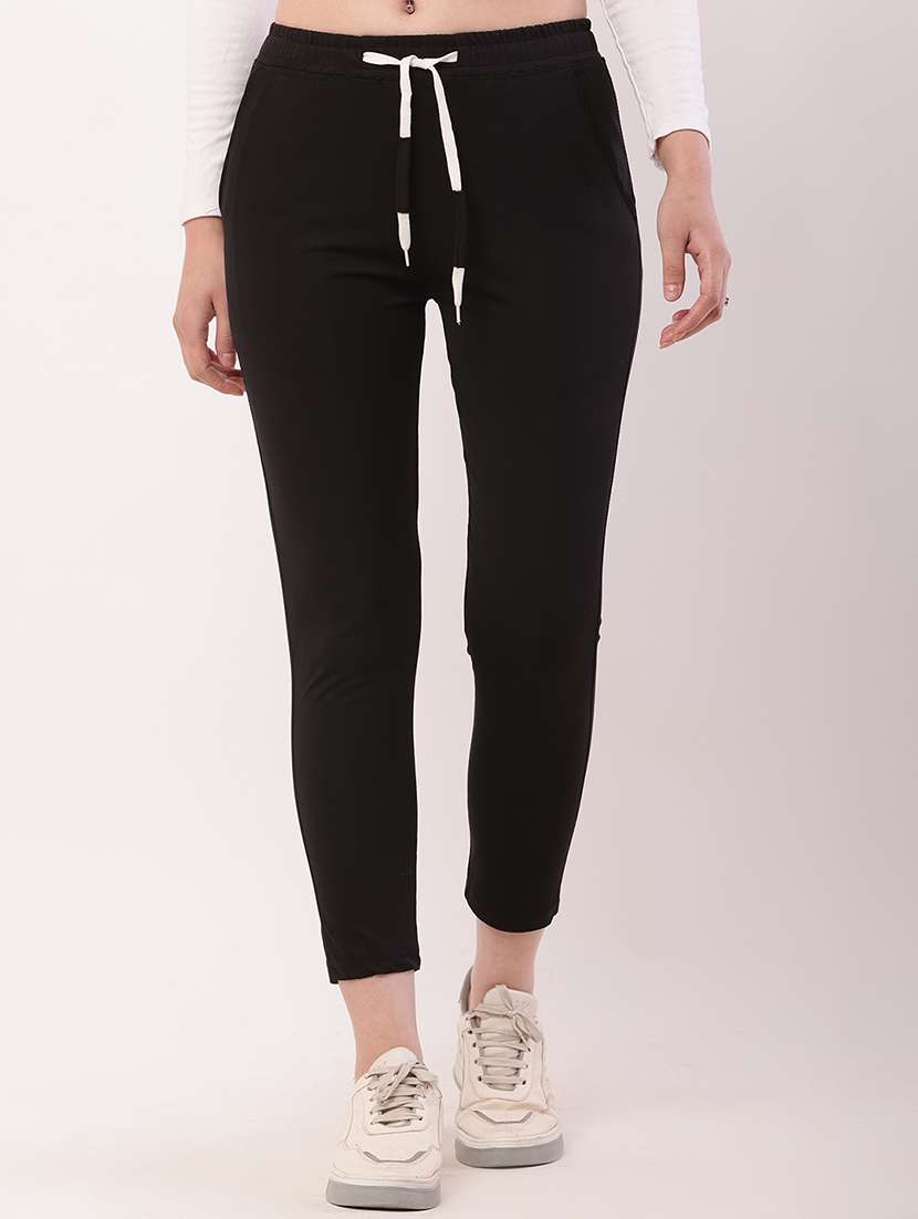 women solid mid rise track pant