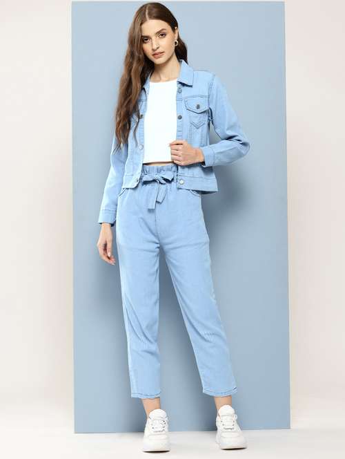 women solid crop top and jacket with jeans 