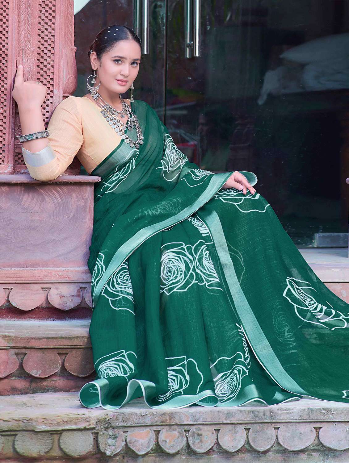 women printed casual wear saree with blouse - 21728343 -  Standard Image - 2