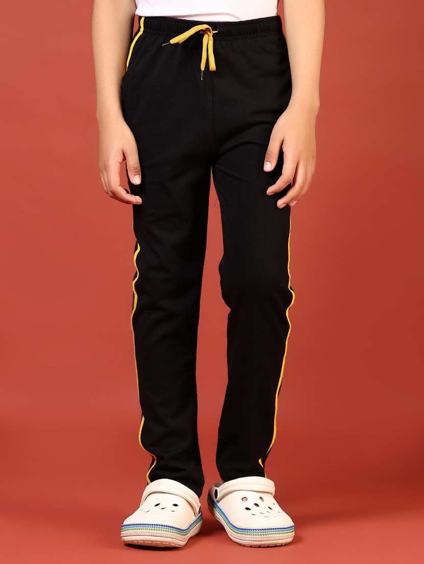 boys black solid mid rise track pant