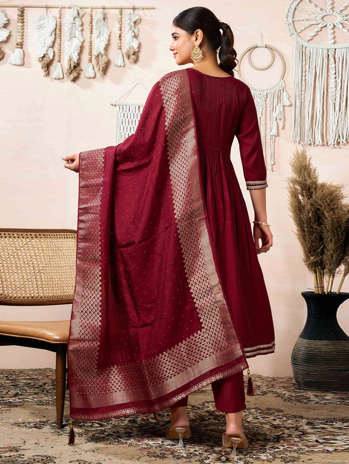 women three quarter sleeve kurta pant with dupatta set - 21729660 -  Standard Image - 2