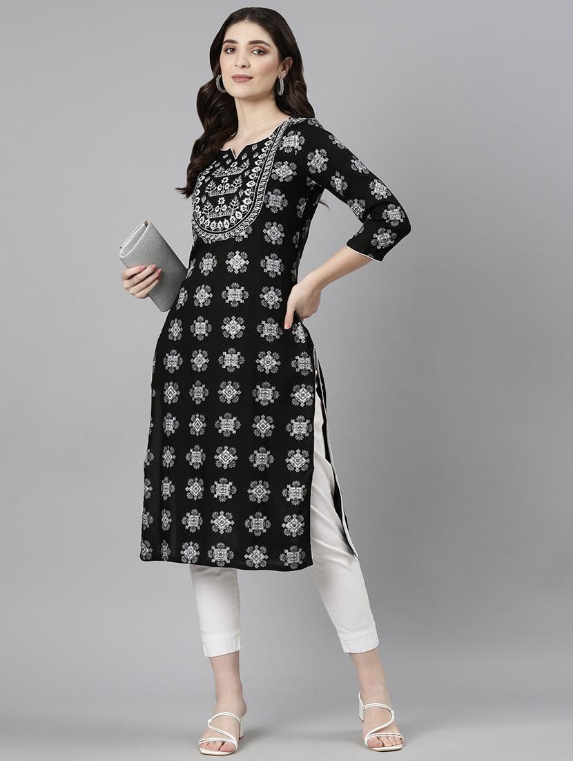 women black three quarter sleeve straight kurta - 21729757 - Zoom Image - 0