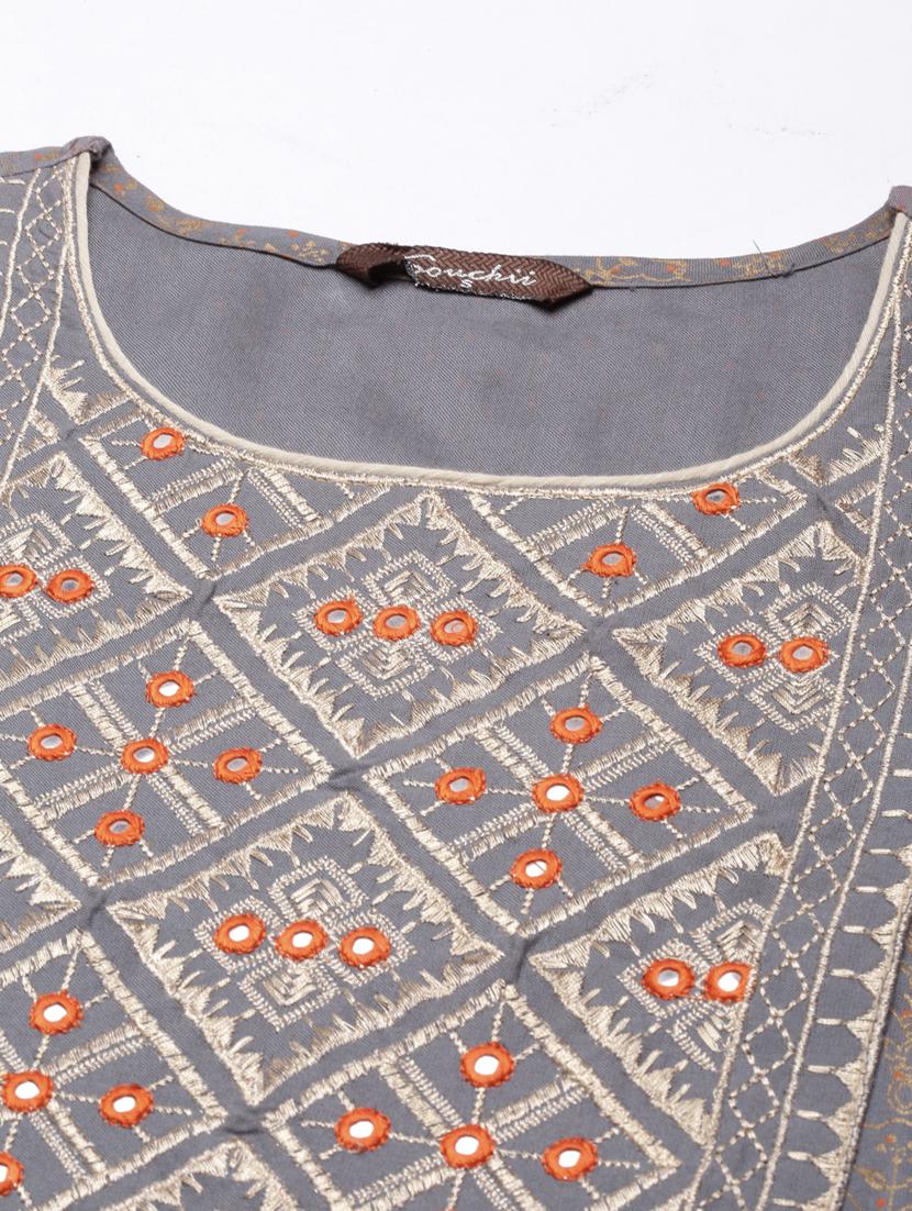 women three quarter sleeve straight kurta - 21729769 - Standard Image - 7