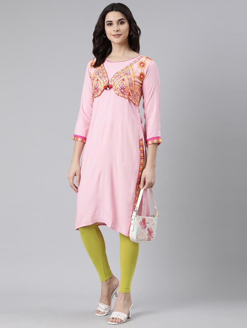 women embroidered three quarter sleeve straight kurta - 21729774 - Zoom Image - 0