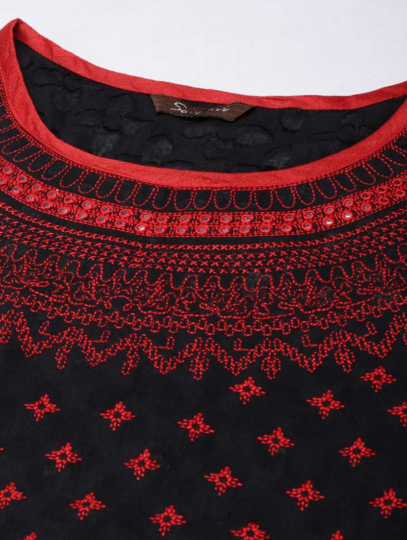 women embroidered three quarter sleeve straight kurta - 21729796 -  Standard Image - 7