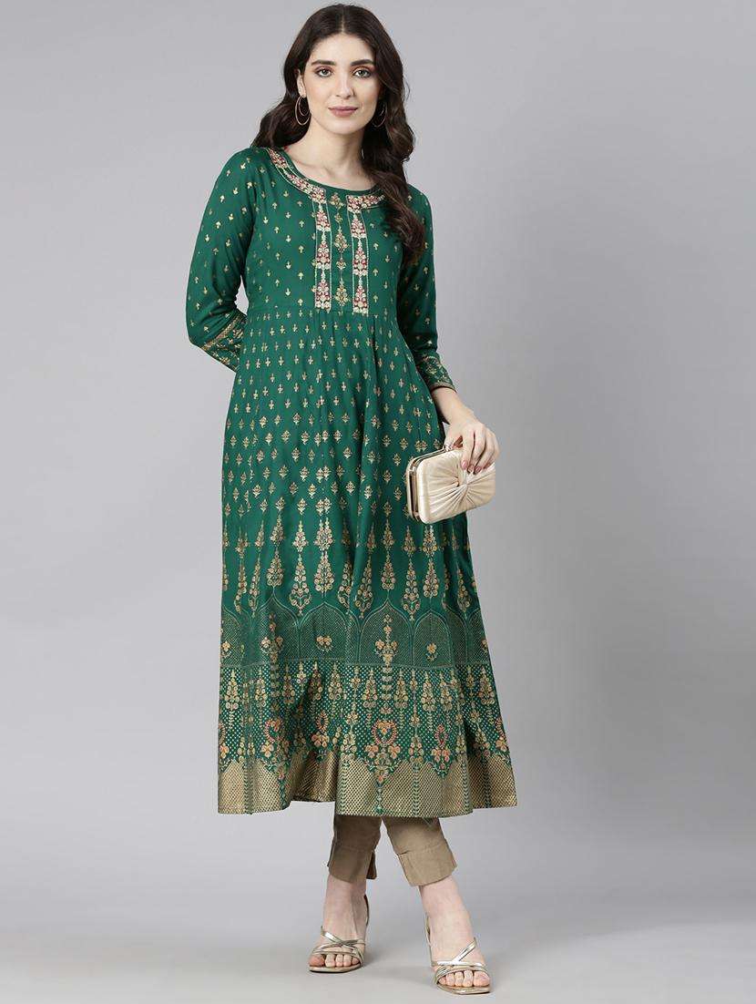 women green three quarter sleeve flared kurta