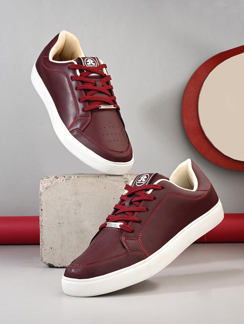 men solid maroon lace up sneaker - 21730690 - Zoom Image - 0