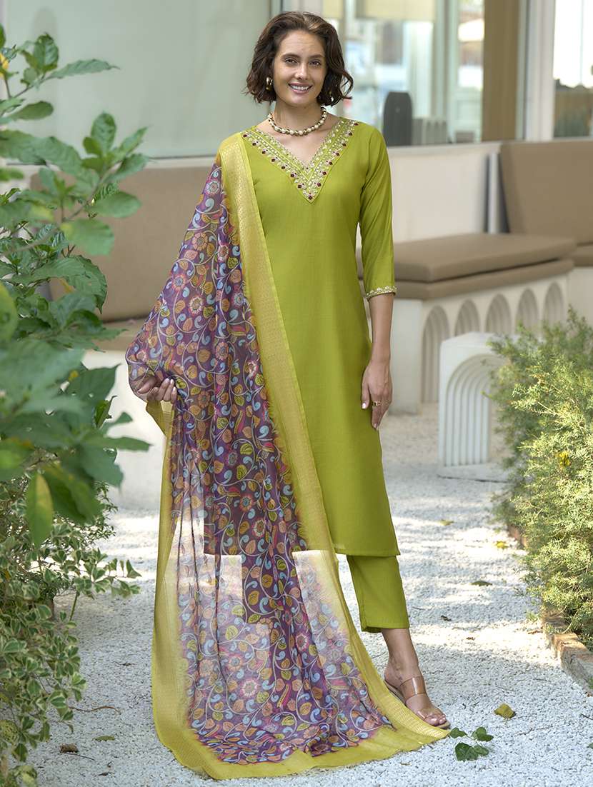 women three quarter sleeve kurta pant with dupatta set 