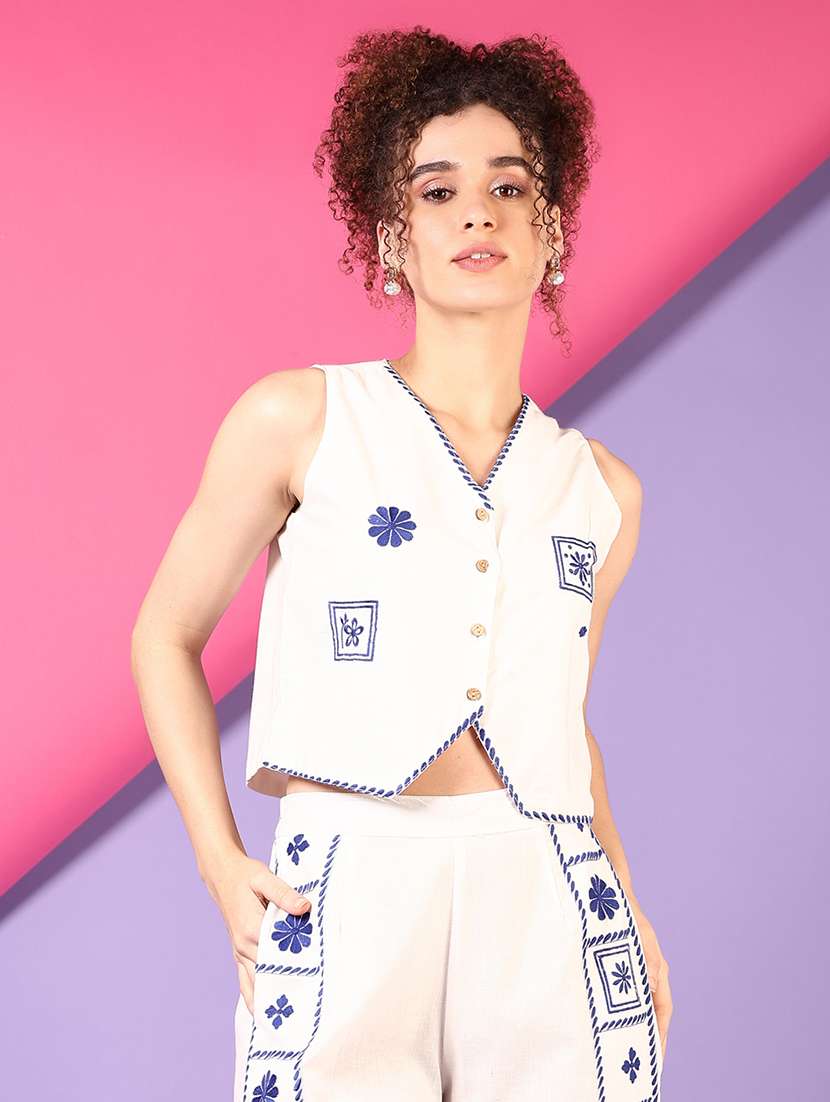 women v-neck embroidered vest top
