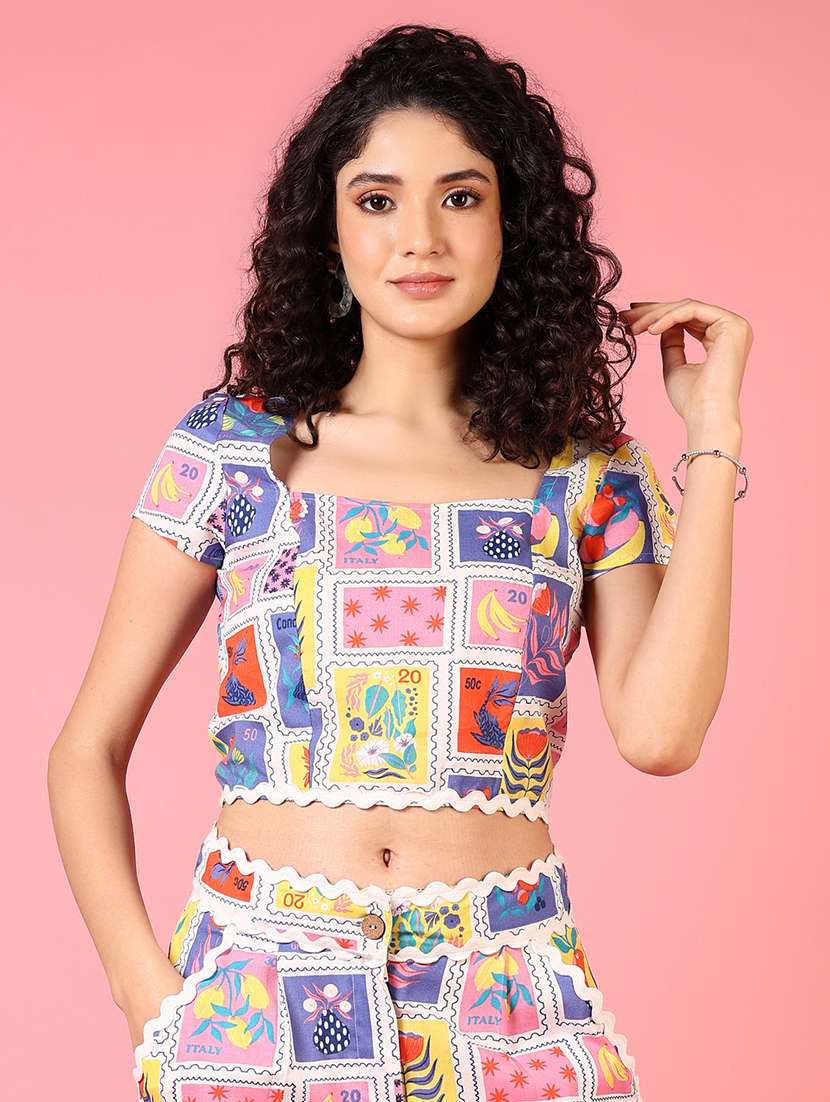 women square neck printed crop top