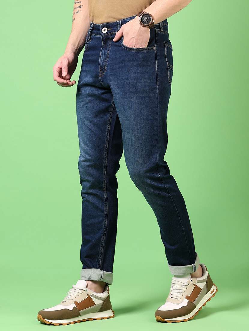 men washed mid rise jeans - 21731510 -  Standard Image - 2