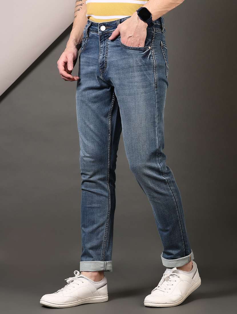 men washed mid rise jeans - 21731516 -  Standard Image - 2