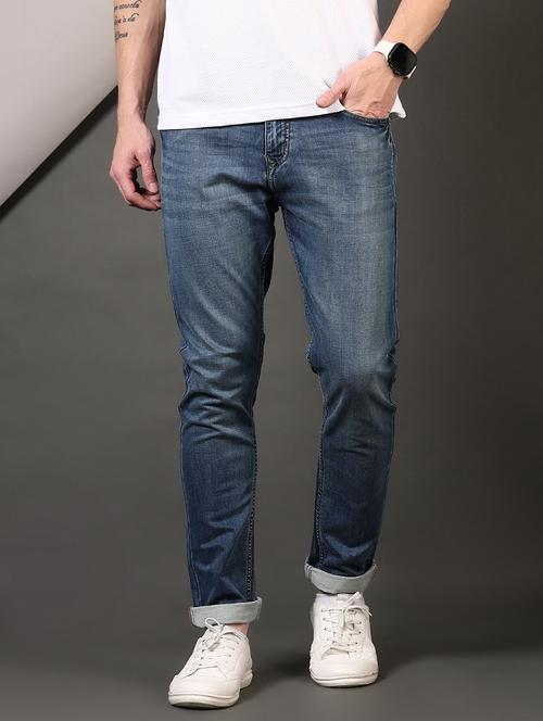 men washed mid rise jeans - 21731517 -  Standard Image - 0